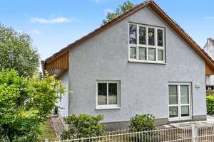Für die kleine Familie! Schönes Haus auf pflegeleichtem Grundstück in Bernau/ Schönow – Die vollständige Adresse der Immobilie erhältst du vom Anbieter., 16321 Bernau bei Berlin – Vorschaubild 2