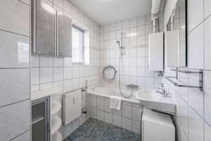 Großzügige 3-Zi-Wohnung mit Balkon und Stellplatz in Fürth (Hardhöhe) – Die vollständige Adresse der Immobilie erhältst du vom Anbieter., 90766 Hardhöhe, Fürth – Vorschaubild 7