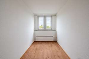 Herkules-Hochhaus Köln: Sanierte, flexible 4-Zimmer-Wohnung für Eigennutzer & Anleger – Die vollständige Adresse der Immobilie erhältst du vom Anbieter., 50823 Neuehrenfeld, Köln – Vorschaubild 13