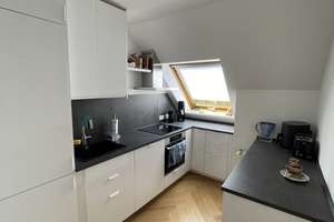 Helle 100 m² Dachgeschosswohnung im Altbau (1905) – Saniert 2022, Fischgrätparkett – Die vollständige Adresse der Immobilie erhältst du vom Anbieter., 13353 Wedding, Berlin – Vorschaubild 3