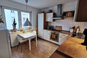 Schöne 3-Zimmer-Wohnung mit Wohnküche und Balkon  – Nürnberg – Vorschaubild 2