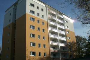 Renoviertes 1-Zimmer-Appartment mit Fahrstuhl, Balkon und einem super Ausblich! Sofort anmietbar! – Brüder-Grimm-Ring 14, 23560 Moisling, Lübeck – Vorschaubild 1