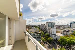 Licht. Luft. Luxus – Wohnen mit Penthousefeeling
Airy, Bright, Elevated– 2BR with Penthouse Feeling – Die vollständige Adresse der Immobilie erhältst du vom Anbieter., 10787 Tiergarten, Berlin – Vorschaubild 12