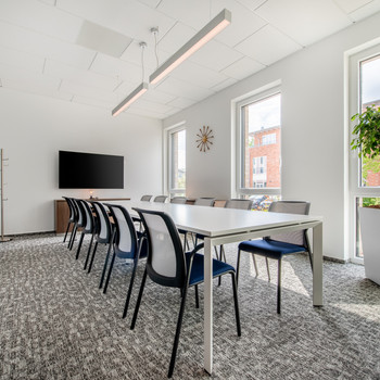Privater Büroraum für 4 Person in Regus Stau