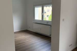 Erstbezug nach Totalsanierung! Hochwertige 3 ZKB, Balkon, Dichterviertel – Wielandstrasse 6, 65187 Südost, Wiesbaden – Vorschaubild 4