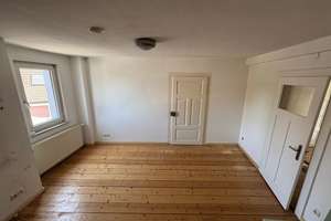 Haus mit schönem kleinem Garten im Zentrum Darmstadt-Eberstadt zu vermieten – Die vollständige Adresse der Immobilie erhältst du vom Anbieter., 64297 Eberstadt, Darmstadt – Vorschaubild 27