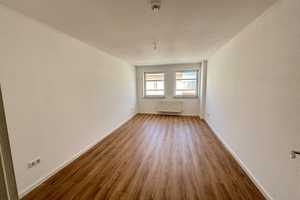 Moderne 3-Raum-Wohnung mit Balkon und hochwertiger Ausstattung – Arndtstraße 4, 39108 Magdeburg – Vorschaubild 2