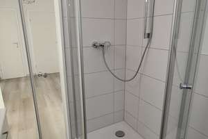 Frisch modernisierte 3-Zim.-Wohnung im 2. OG mit Dusche/Balkon in Düsseldorf-Garath – Paul-Bonatz-Straße 17, 40595 Garath, Düsseldorf – Vorschaubild 11
