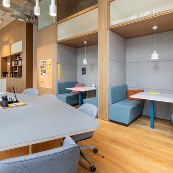 Coworking-Bereich in Regus  Anscharcampus