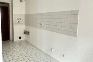 Ruhiger Westbalkon, sehr hell--freie Wohnung im Hochparterre-günstiges Hausgeld – Haidelweg 19a, 81241 Pasing, München – Vorschaubild 17