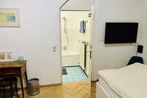 Zentral & chic: Möblierte 2-Zimmer-Wohnung mit Garten – Hainsbachweg 7, 69126 Heidelberg – Vorschaubild 3
