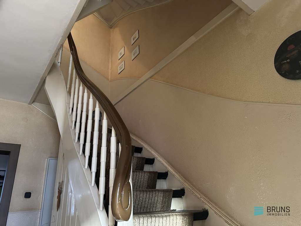 Immobilie in Mönchengladbach - Ein- bis Zweifamilienhaus in zentraler Wohnlage - Bild 3