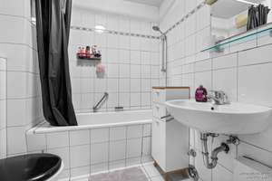 Welc(H)ome® by RIDA Residential – Rheinlage & modernes Design: Apartment mit Wohlfühlfaktor – Die vollständige Adresse der Immobilie erhältst du vom Anbieter., 51063 Mülheim (Ortsteil), Köln – Vorschaubild 4