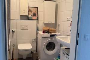 Lebendiges Viertel: 2-Zimmer-Wohnung in Düsseldorf-Benrath – Die vollständige Adresse der Immobilie erhältst du vom Anbieter., 40597 Benrath, Düsseldorf – Vorschaubild 2