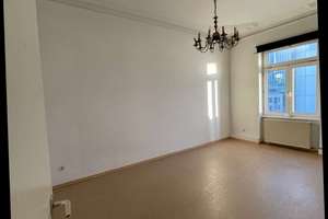 Top  4-Zimmer-Wohnung * Altbau* Nähe Skyper – 60329 Bahnhofsviertel, Frankfurt am Main – Vorschaubild 2
