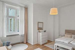 Bezugsfreie 4-Zimmer-Altbauwohnung mit Aufzug nahe Spree in Berlin - teilgewerbliche Nutzung möglich – Die vollständige Adresse der Immobilie erhältst du vom Anbieter., 10555 Moabit, Berlin – Vorschaubild 8