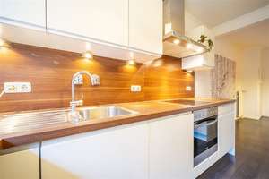 Reihenmittelhaus inkl. Tiefgaragenstellplatz in
Hamburg Niendorf – Die vollständige Adresse der Immobilie erhältst du vom Anbieter., 22453 Niendorf, Hamburg – Vorschaubild 7