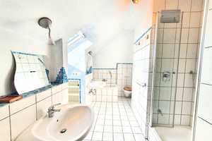 KERPEN: ++ HOCHWERTIGE JUGENDSTILVILLA + DOPPELGARAGE + GARTEN IN GUTER LAGE!! ++ – Rhein-Erft-Kreis – Vorschaubild 18