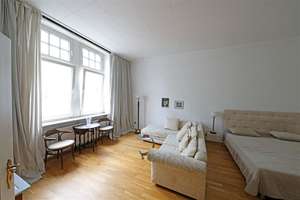 Immobilien Richter: Altbauflair in bester Lage: möblierte 1-Zimmerwohnung nahe Hofgarten – Die vollständige Adresse der Immobilie erhältst du vom Anbieter., 40479 Pempelfort, Düsseldorf – Vorschaubild 1