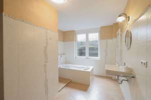 Familientraum: Helle 4-Zi.-Whg. - moderne Einbauküche mit Kochinsel - 2 Garten Terrassen – Die vollständige Adresse der Immobilie erhältst du vom Anbieter., 74076 Heilbronn, Heilbronn – Vorschaubild 5