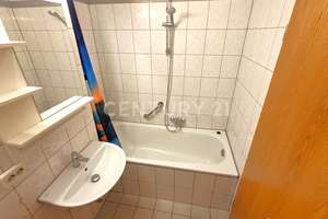 Traumhafte 2ZKB Maisonette - Wohnung mit Balkon in ruhiger Lage von Saarbrücken - Malstatt – Die vollständige Adresse der Immobilie erhältst du vom Anbieter., 66113 Malstatt, Saarbrücken – Vorschaubild 11