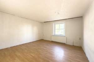 Nur ca. 592,- EUR/m² - Erstklassige 2 Zimmer Wohnung zum Modernisieren - in ruhiger Wohnlage – Lichtenwalder Straße 42, 9131 Ebersdorf, Chemnitz – Vorschaubild 9
