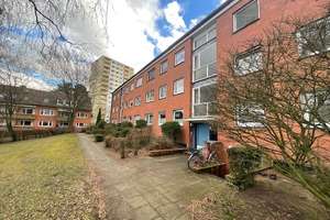 Gemütliche 3-Zimmer-Etagenwohnung in Lübeck – 67,16 m² mit Balkon