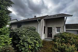 Kleines Einfamilienhaus mit Einliegerwohnung , 762 m² Grundstück - zum Modernisieren oder Neubauen! – Die vollständige Adresse der Immobilie erhältst du vom Anbieter., 33659 Senne, Bielefeld – Vorschaubild 2