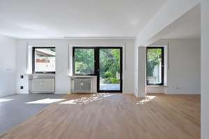 Wohnen im Grünen: Großzügige Erdgeschosswohnung mit weitläufigem Garten und viel Freiraum. – Die vollständige Adresse der Immobilie erhältst du vom Anbieter., 86199 Göggingen-Süd, Augsburg – Vorschaubild 13