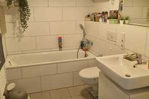 Familienfreundliche 4-Raum-Wohnung in Düsseldorf – Düsseldorf – Vorschaubild 3