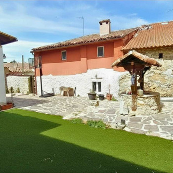 Immobilie zum Verkauf in Los Santos de la Humosa