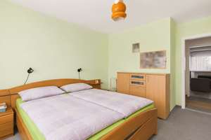 HEGERICH: Vermietete 3-Zimmer-Hochparterrewohnung mit Westbalkon in München-Trudering-Riem! – Die vollständige Adresse der Immobilie erhältst du vom Anbieter., 81827 Waldtrudering, München – Vorschaubild 7