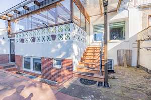 Gepflegtes Zweifamilienhaus mit Garten und Garagen in Misburg-Nord – Die vollständige Adresse der Immobilie erhältst du vom Anbieter., 30629 Misburg-Nord, Hannover – Vorschaubild 30