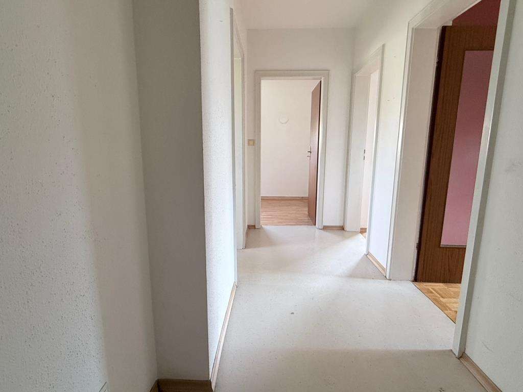 Gute Lage mit gutem Grundriss sucht Renovierung, Regensburg – Bild 1
