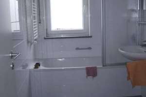 Schöne 2 Zimmer Wohnung mit Einbauküche und Balkon im Westen – 93049 Westenviertel, Regensburg – Vorschaubild 5
