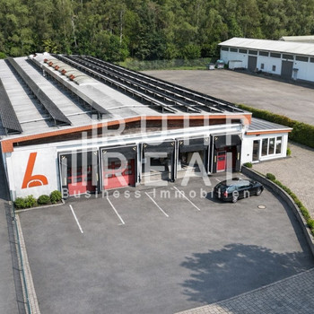 Exklusiv RUHR REAL: Attraktive Logistikimmobilie | direkt an der A 2 | Stellplätze | 5 Rampen