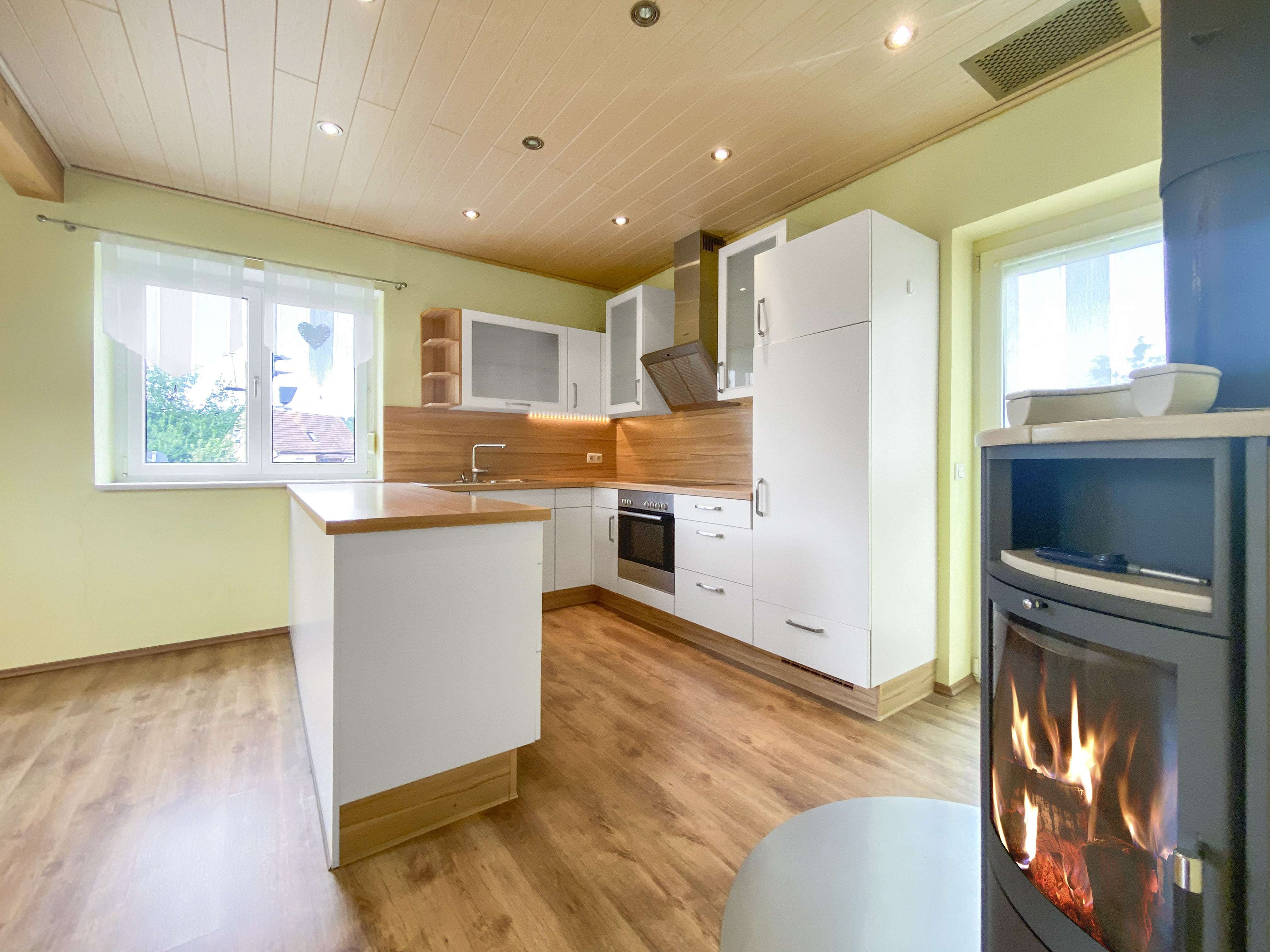 Immobilie in Eußenheim - Wohnen in seiner schönsten Form! - Bild 3