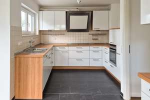 Moderne DHH mit Garten und eigener Solaranlage mit Blick ins Grüne – Die vollständige Adresse der Immobilie erhältst du vom Anbieter., 40589 Himmelgeist, Düsseldorf – Vorschaubild 6