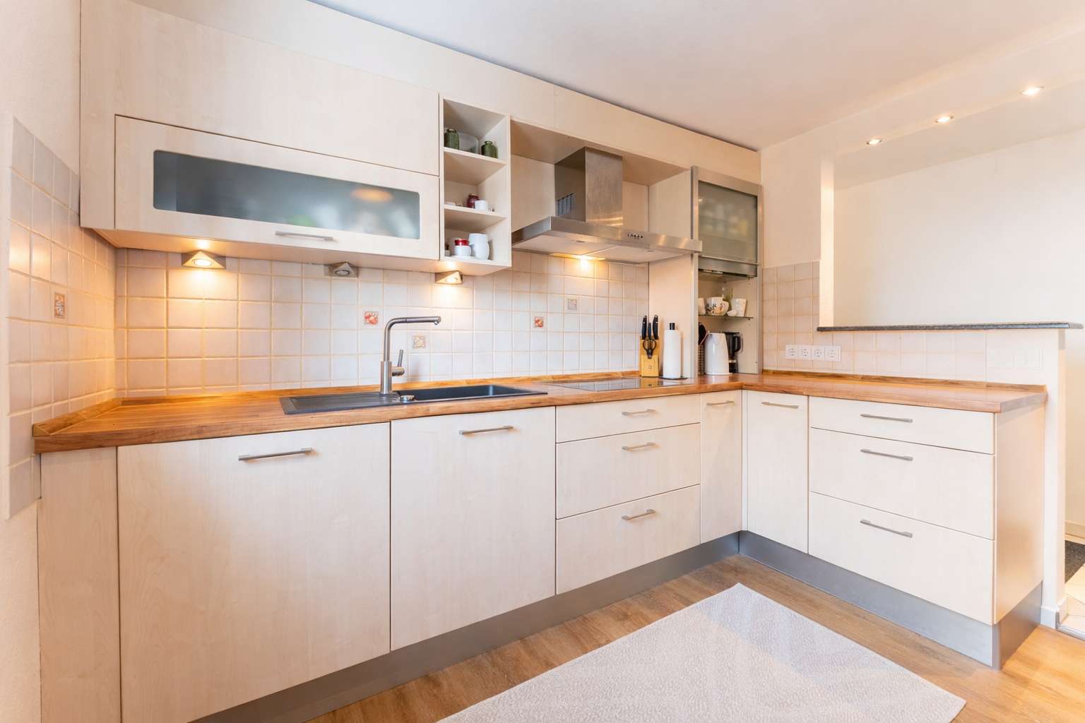 Immobilie in Neuried - Gemütliche helle Wohnung mit Balkon und Einzelgarage - Bild 4