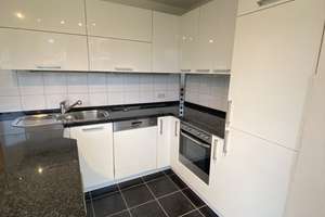 Stilvolle 2-Zimmer-Wohnung mit Balkon und EBK in Düsseldorf-Niederkassel – Die vollständige Adresse der Immobilie erhältst du vom Anbieter., 40547 Niederkassel, Düsseldorf – Vorschaubild 1