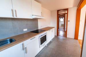 Elegante 4-Zimmer-Dachgeschosswohnung mit Charme – Lichtdurchflutet in Esslingen – Die vollständige Adresse der Immobilie erhältst du vom Anbieter., 73728 Innenstadt, Esslingen am Neckar – Vorschaubild 17