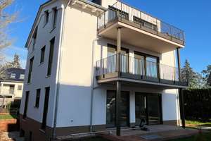 Neubau-Traum in Mahlsdorf-Süd: 5-Zimmer-Erdgeschosswohnung mit Garten und Terrasse – Die vollständige Adresse der Immobilie erhältst du vom Anbieter., 12623 Mahlsdorf, Berlin – Vorschaubild 1