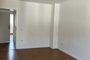 EIN PURZELBAUM ZUR KÖ!!! SUPER COOLES, HELLES , FREUNDLICHES & CITYNAHES APARTMENT MIT EINBAUKÜCHE – 40215 Friedrichstadt, Düsseldorf – Vorschaubild 6
