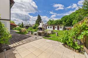 Familienglück in der Gartenstadt – Viel Platz, viel Grün, viele Möglichkeiten – Die vollständige Adresse der Immobilie erhältst du vom Anbieter., 90469 Gartenstadt, Nürnberg – Vorschaubild 2