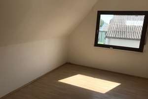 "KEINE KÄUFERPROVISION"
WOHNEN UND ARBEITEN
EFH mit Einliegerwohnung und 
Halle in Geldern – Die vollständige Adresse der Immobilie erhältst du vom Anbieter., 47608 Geldern – Vorschaubild 25