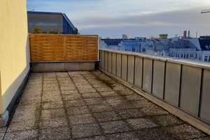 Zauberhafte Dachterassen 2-Zimmerwohnung mit Blick über die City-West – Lietzenburger Straße 70, 10719 Charlottenburg, Berlin – Vorschaubild 2