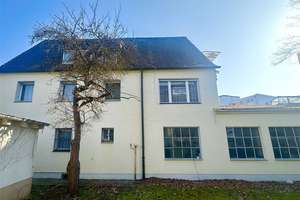 Wohnhaus 3 WE, 240 m² + Gewerbeeinheit  300 m² - zum Wohnausbau in begehrter Lage. – Die vollständige Adresse der Immobilie erhältst du vom Anbieter., 90765 Ronhof, Kronach, Fürth – Vorschaubild 2