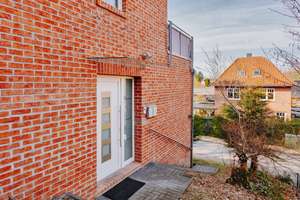 Modernes Wohnen in ruhiger Hanglage – Stilvolles Einfamilienhaus mit Dachterrasse – Die vollständige Adresse der Immobilie erhältst du vom Anbieter., 21435 Stelle – Vorschaubild 5