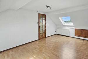 Wohnglück mit vielen Möglichkeiten – Reihenendhaus mit Gartenidylle und zwei Wohneinheiten – Die vollständige Adresse der Immobilie erhältst du vom Anbieter., 66265 Heusweiler – Vorschaubild 4