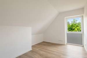 Modern. Ruhig. Sofort zuhause – Ihr stilvolles Reihenendhaus nahe Julianenpark – Die vollständige Adresse der Immobilie erhältst du vom Anbieter., 26789 Leer (Ostfriesland) – Vorschaubild 8